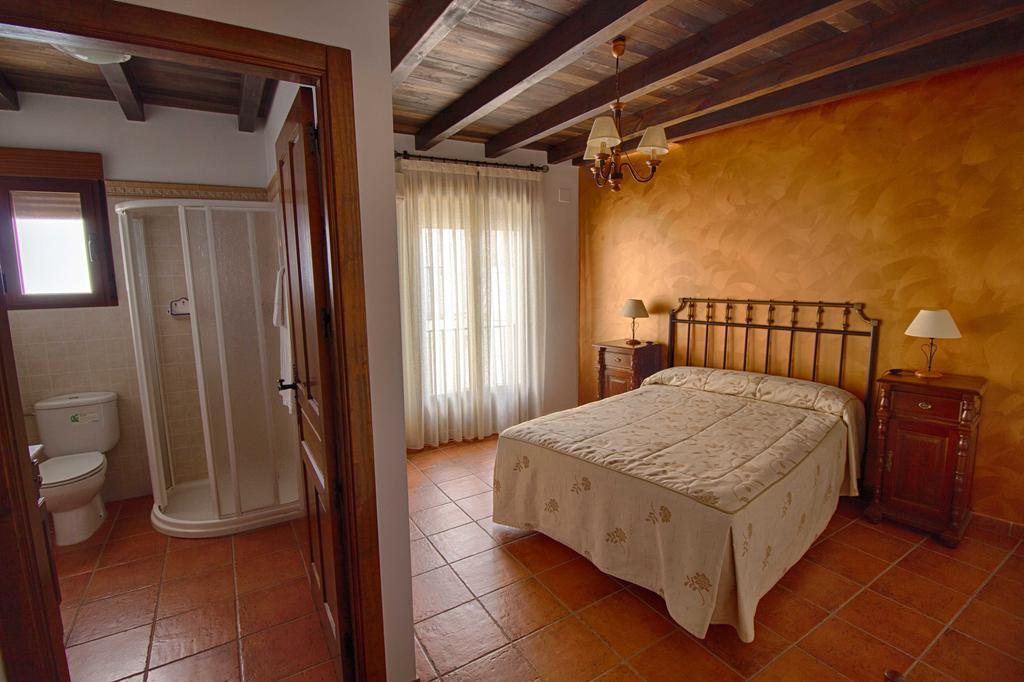 Casa Rural Tia Tomasa Malpartida De Plasencia Exterior photo
