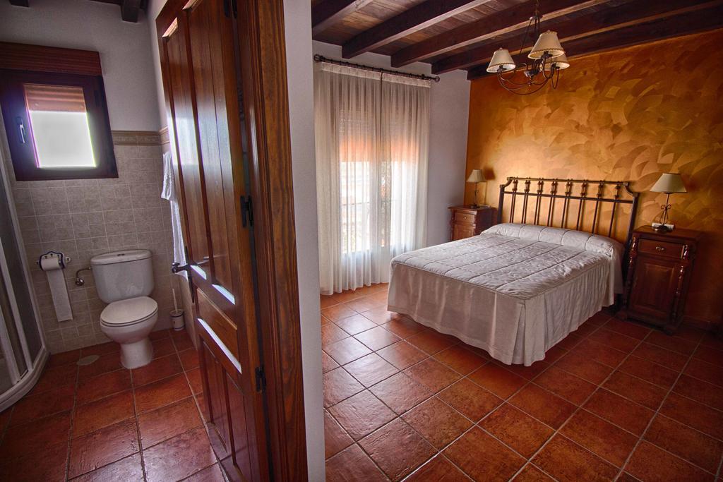 Casa Rural Tia Tomasa Malpartida De Plasencia Exterior photo