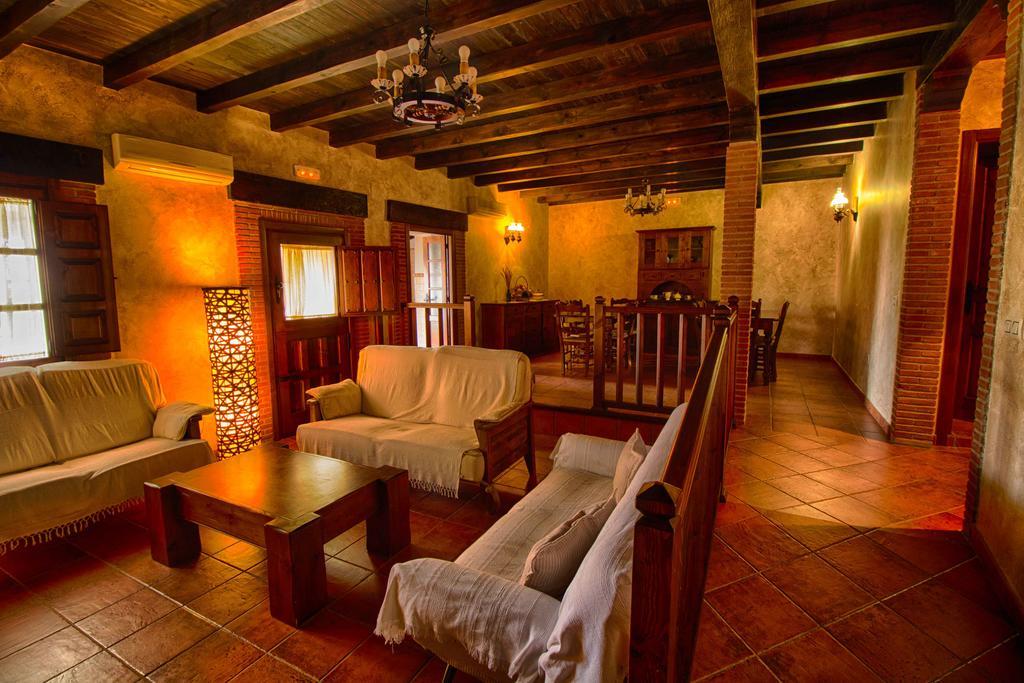 Casa Rural Tia Tomasa Malpartida De Plasencia Exterior photo